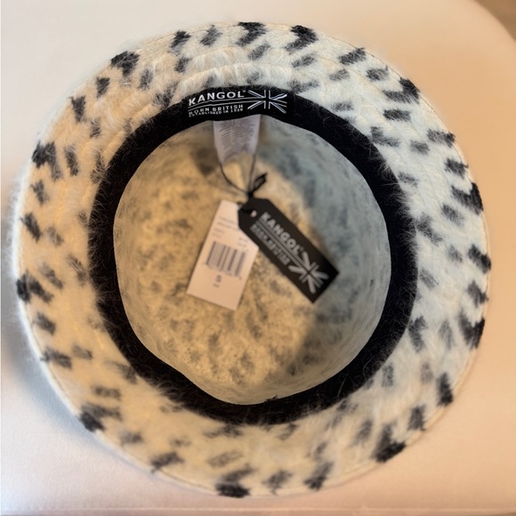 Kangol Bin Matrix Furgora White and Black Bucket Hat - Picture 5 of 5